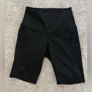 Black High Waisted Biker Shorts w/ Side Pockets Poly Spandex Workout Size Small